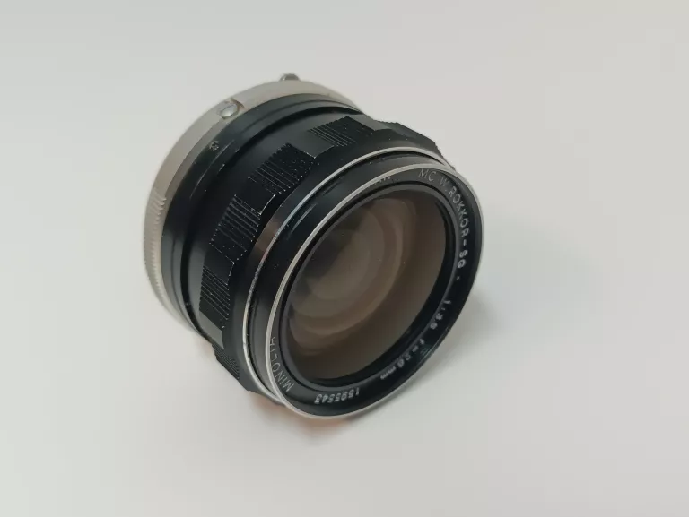 obiektyw-minolta-mc-rokkor-sg-28mm-135-model-minolta-mc-wrokkor-sg-28mm-135
