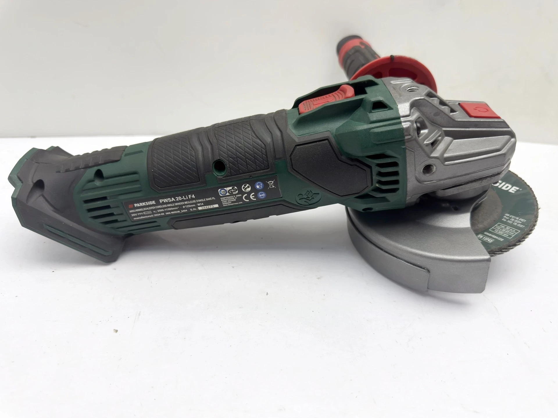 szlifierka-katowa-parkside-pwsa20-li-f4-walizka-3x-akumulator-ladowarka-kod-producenta-446001-2307