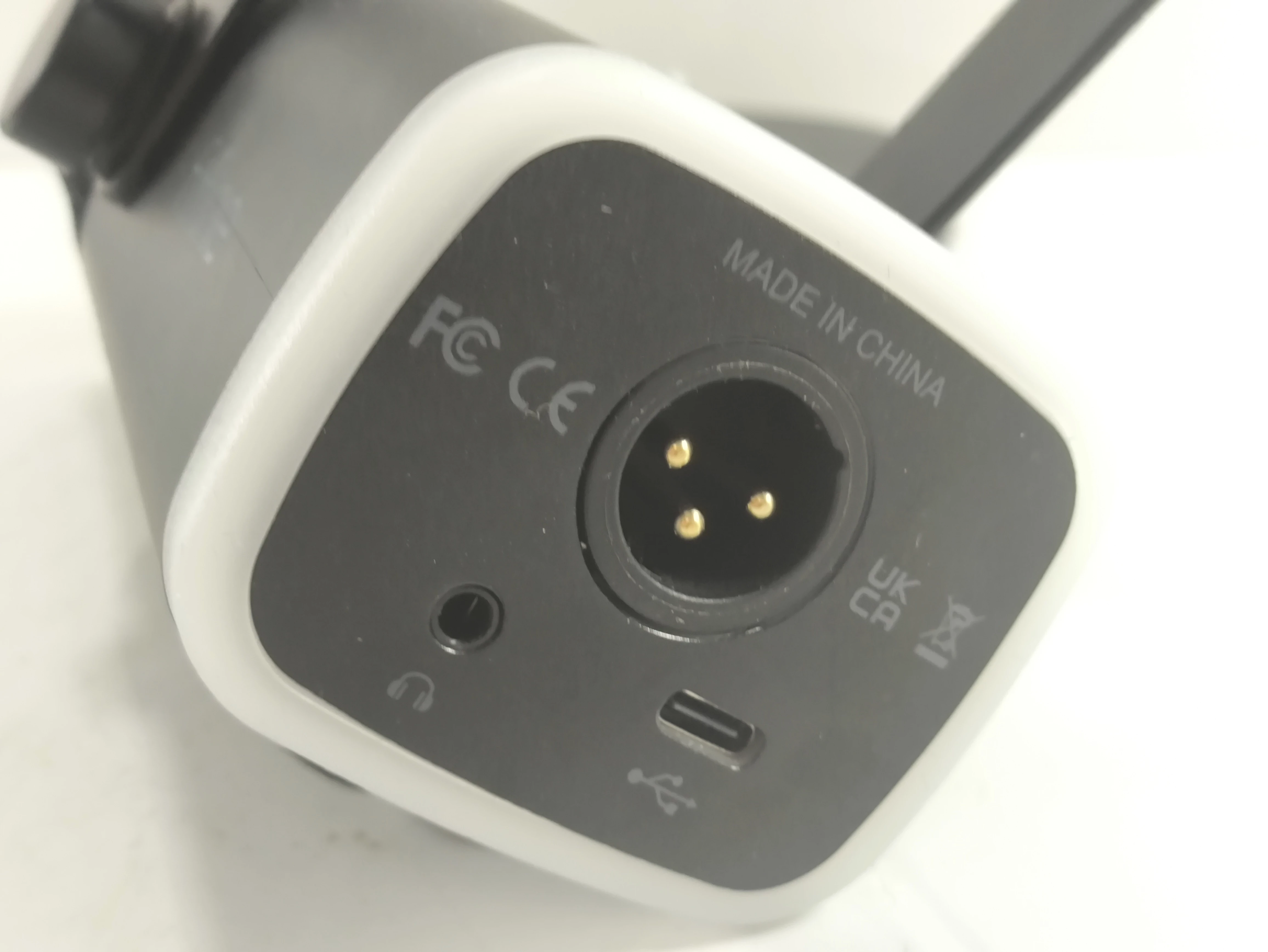 mikrofon-dynamiczny-studyjny-fifine-ampligame-am8-marka-248811-1950828