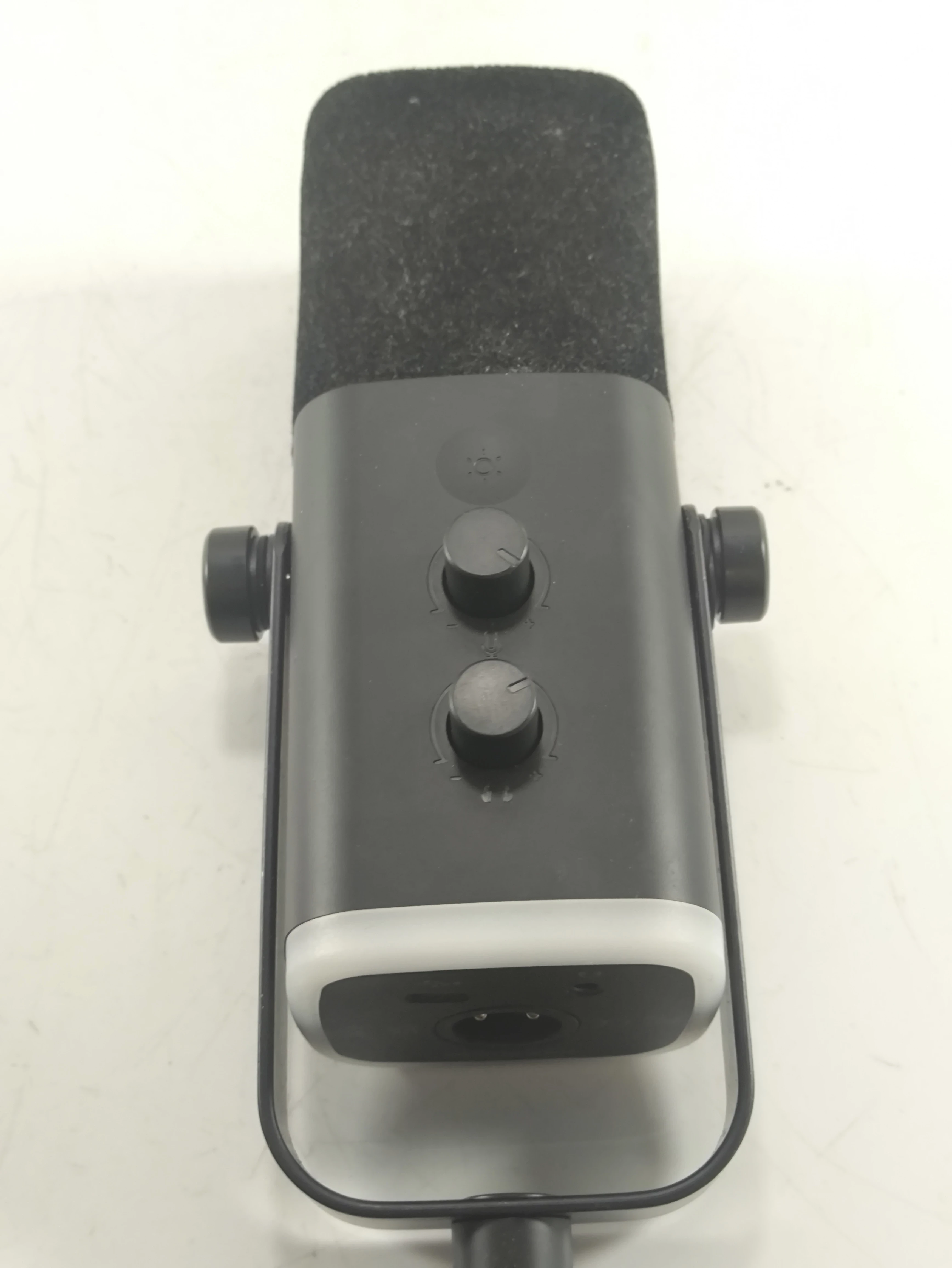 mikrofon-dynamiczny-studyjny-fifine-ampligame-am8-ean-gtin-4820216972092