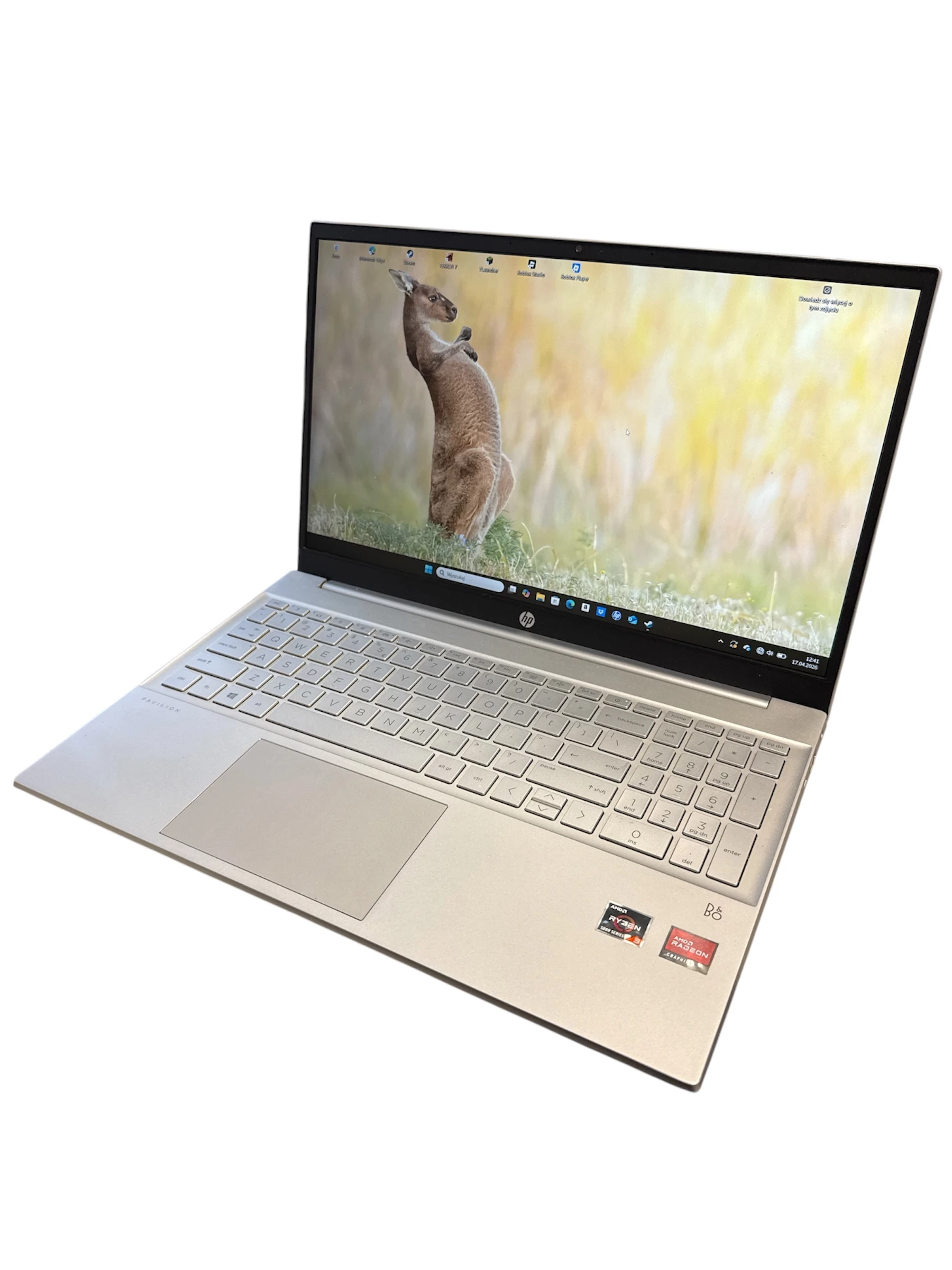 laptop-hp-pavilion-15-eh1010nw-amd-ryzen-3-8gb5265gb-ladny-stan-przekatna-ekranu-1560