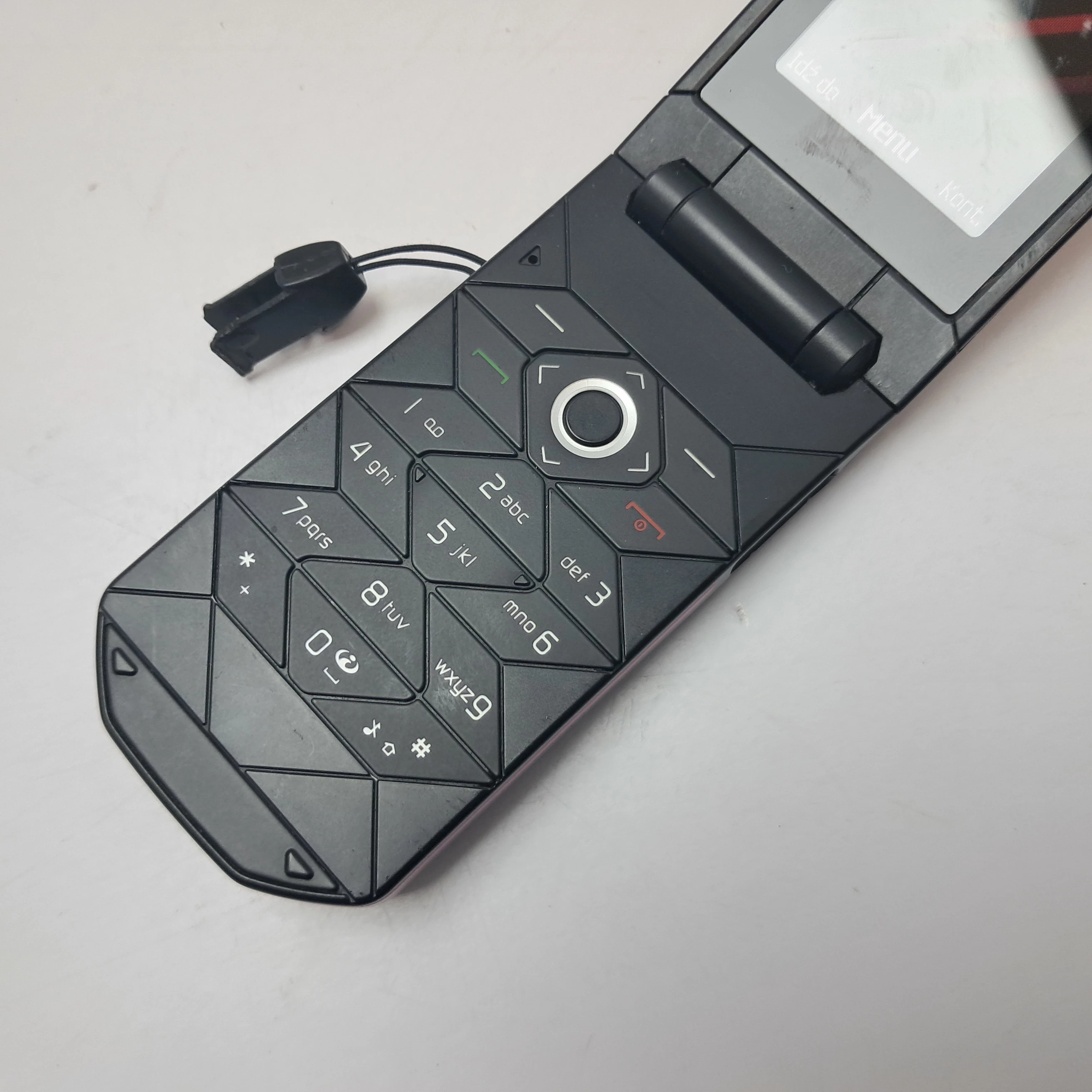 telefon-nokia-7070d-2-ean-gtin-4058607640354