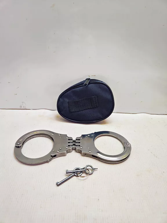 kajdanki-stalowe-made-in-usa-etui-2-kluczyki-zeromskiego-51-mlawa