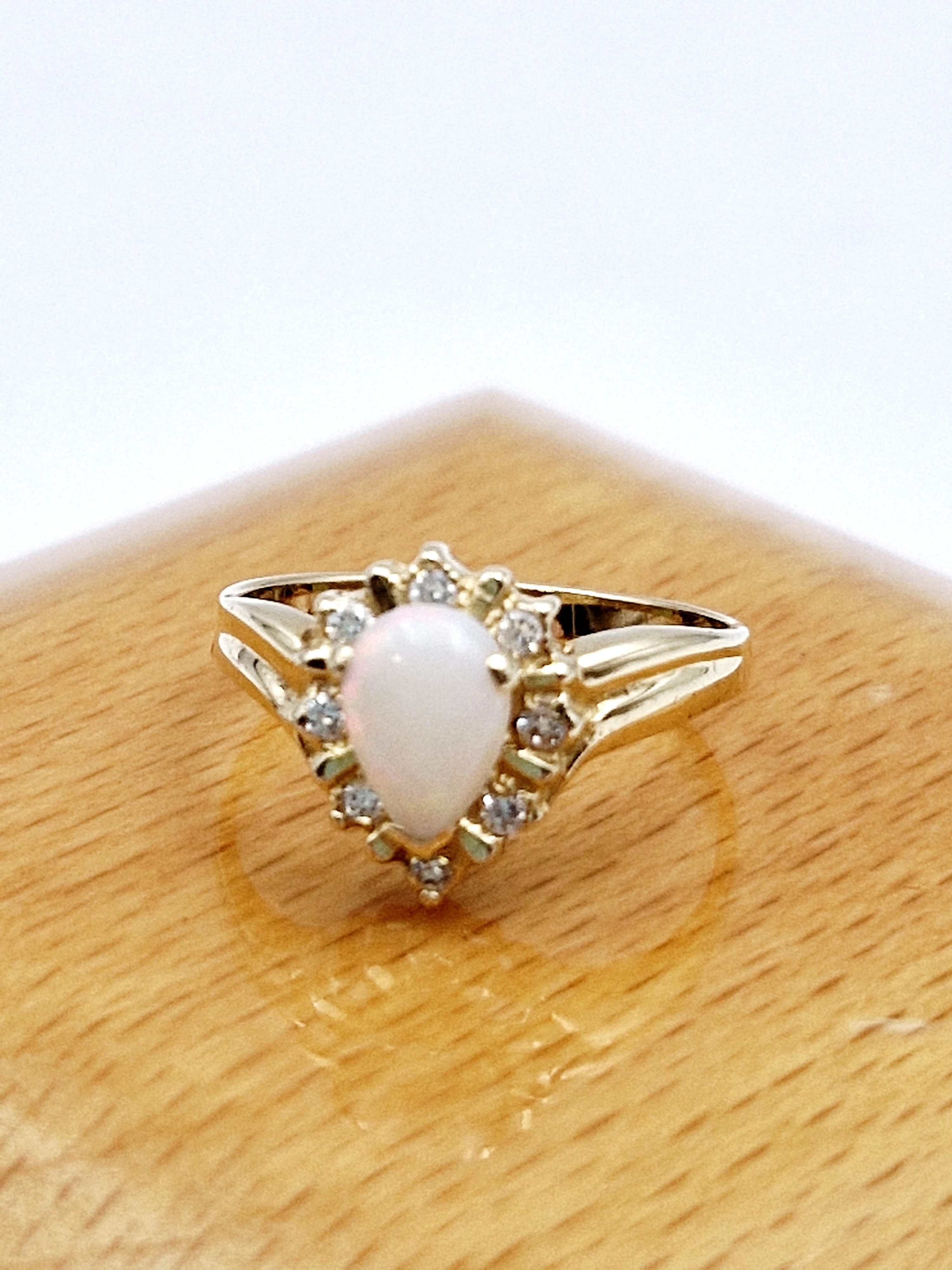 zloty-pierscionek-opal-cyrkonie-585-r10-222g-rozmiarsrednica-wew-mm-372-11