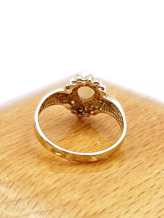 zloty-pierscionek-opal-cyrkonie-585-r10-222g-waga-158