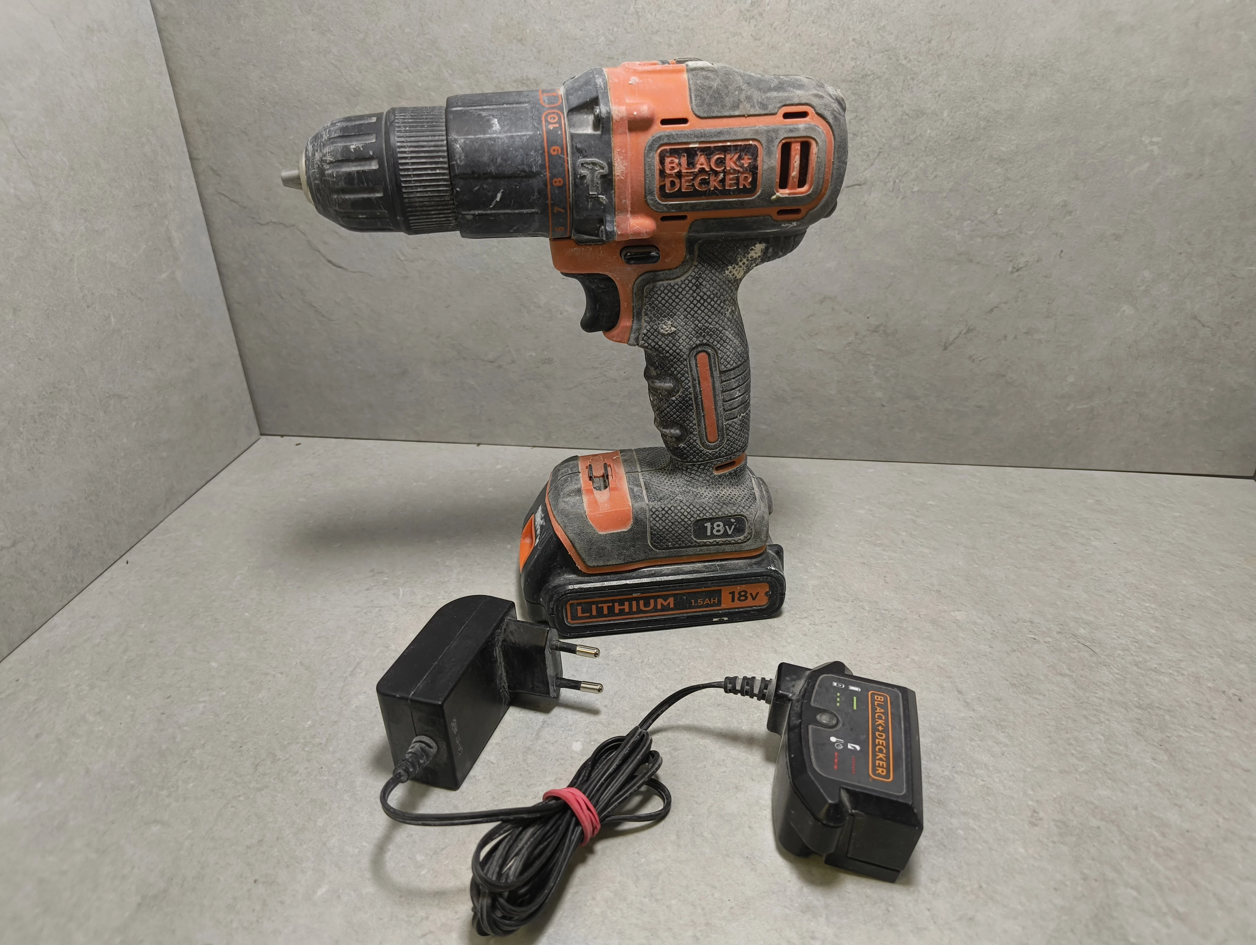 wkretarka-black-decker-bcd700s-aku-lad-osiedle-niepodleglosci-1-krakow