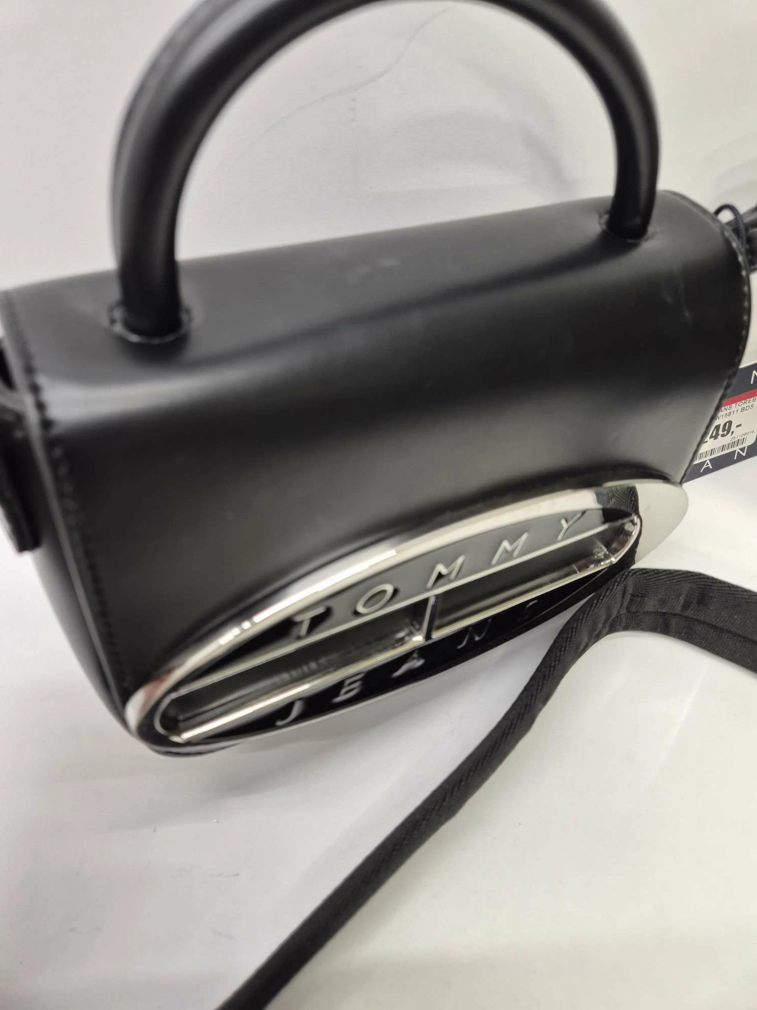 tommy-jeans-torebka-aw0aw15811-bds-czarny-os-wielkosc-715-1