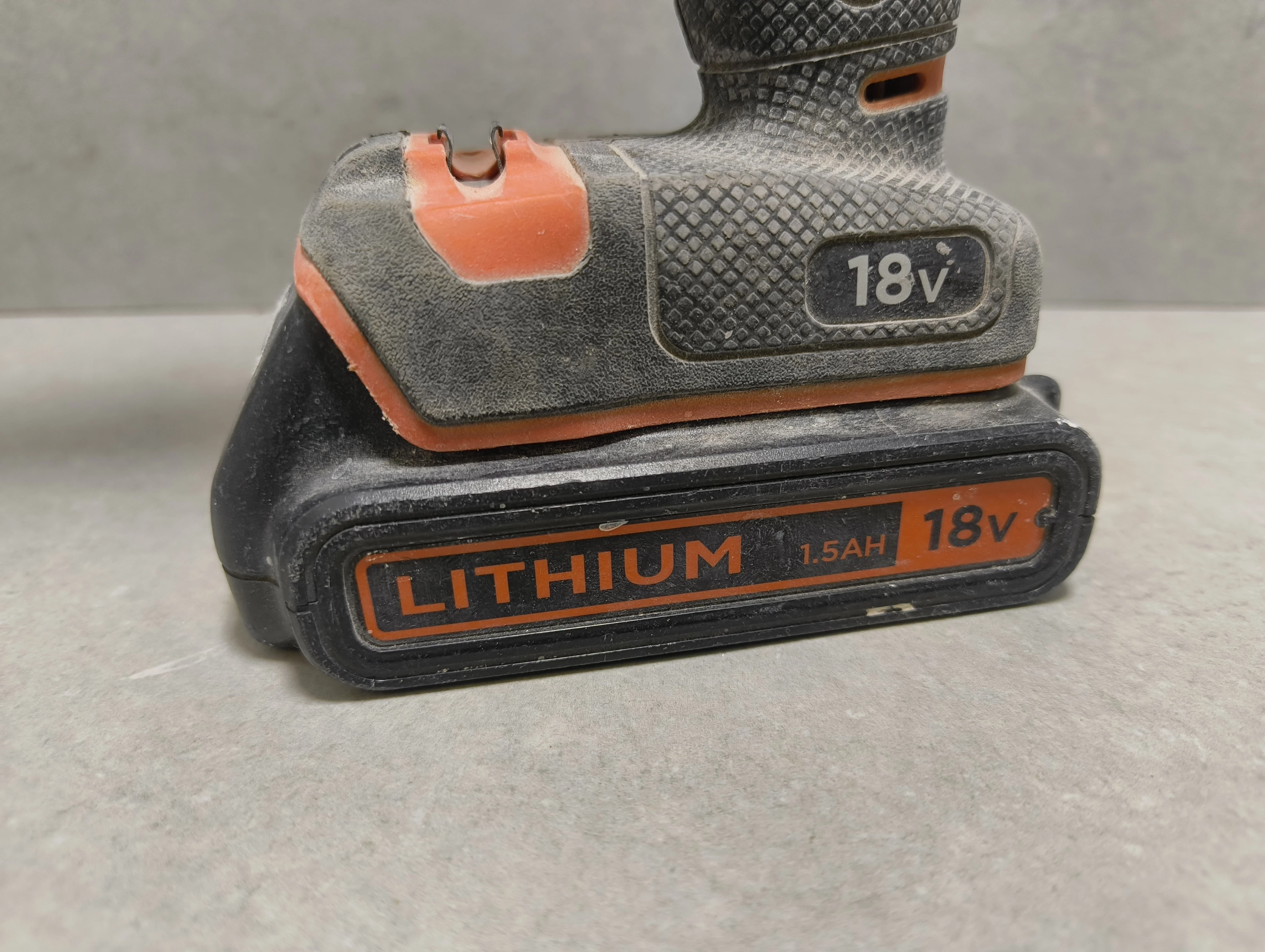 wkretarka-black-decker-bcd700s-aku-lad-ean-gtin-5054905248178