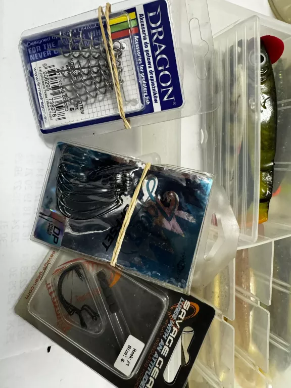 pudelko-z-przynetami-6-marka-248811-958954