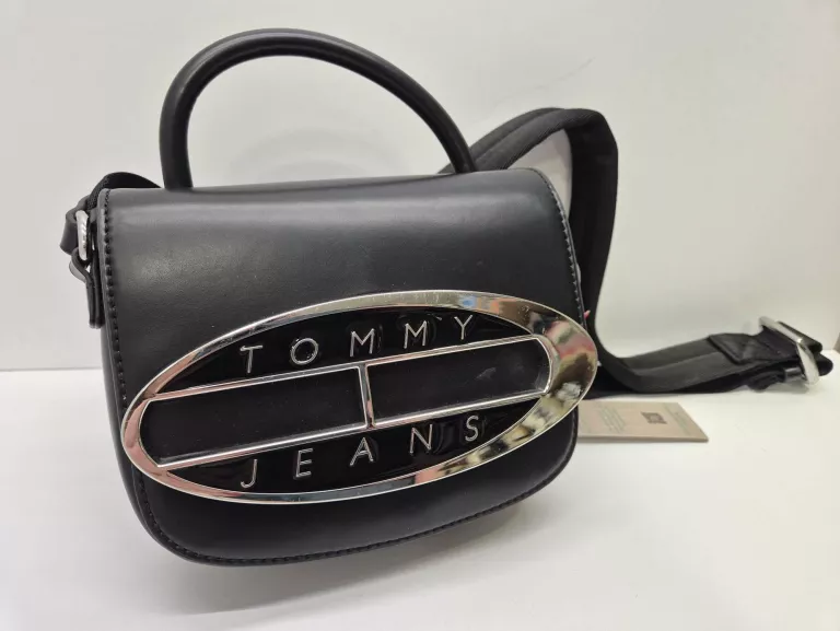tommy-jeans-torebka-aw0aw15811-bds-czarny-os-struga-29-radom