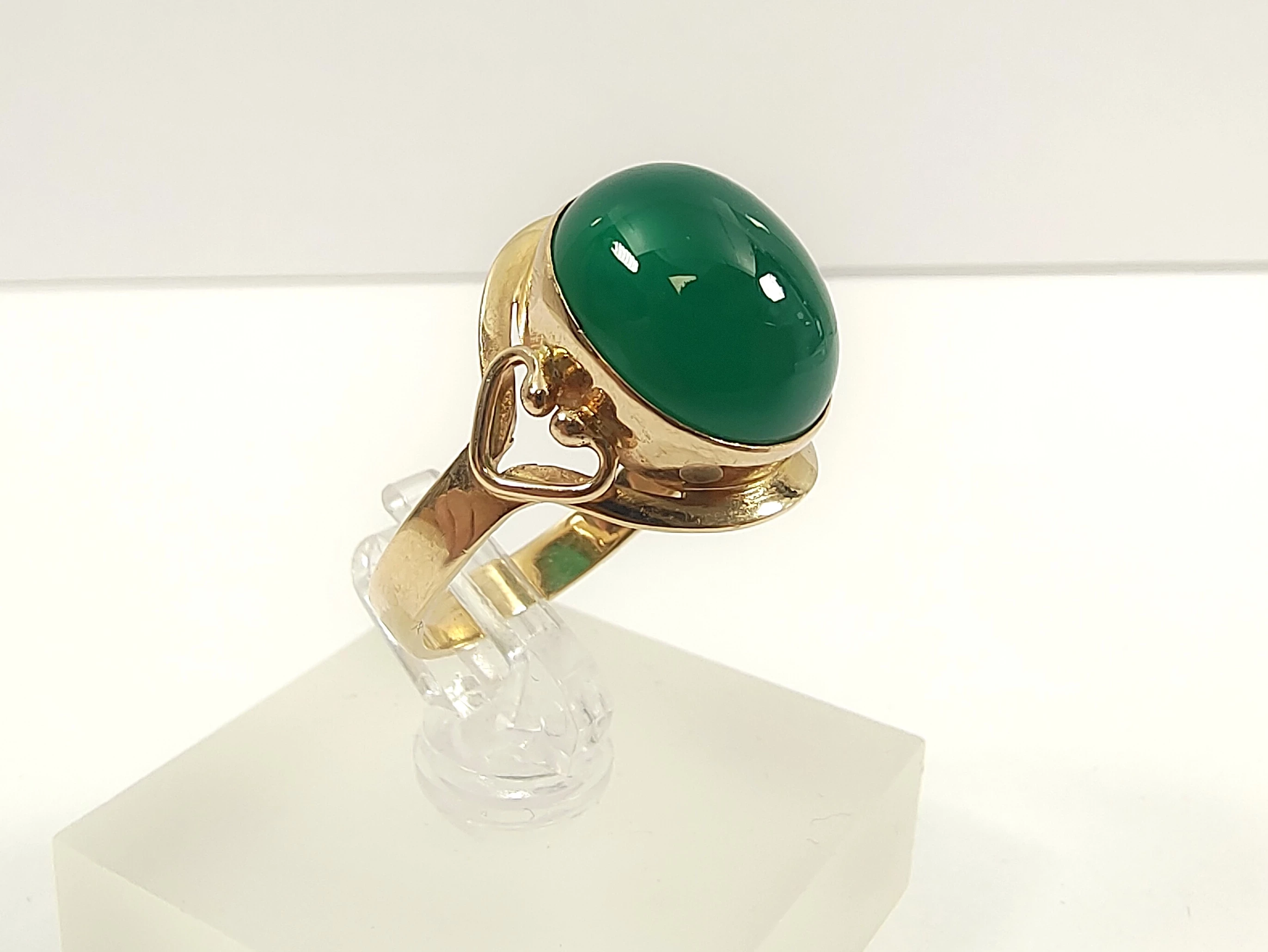 zloty-pierscionek-z-zielonym-kamieniem-p585-375g-r14-rozmiarsrednica-wew-mm-372-18