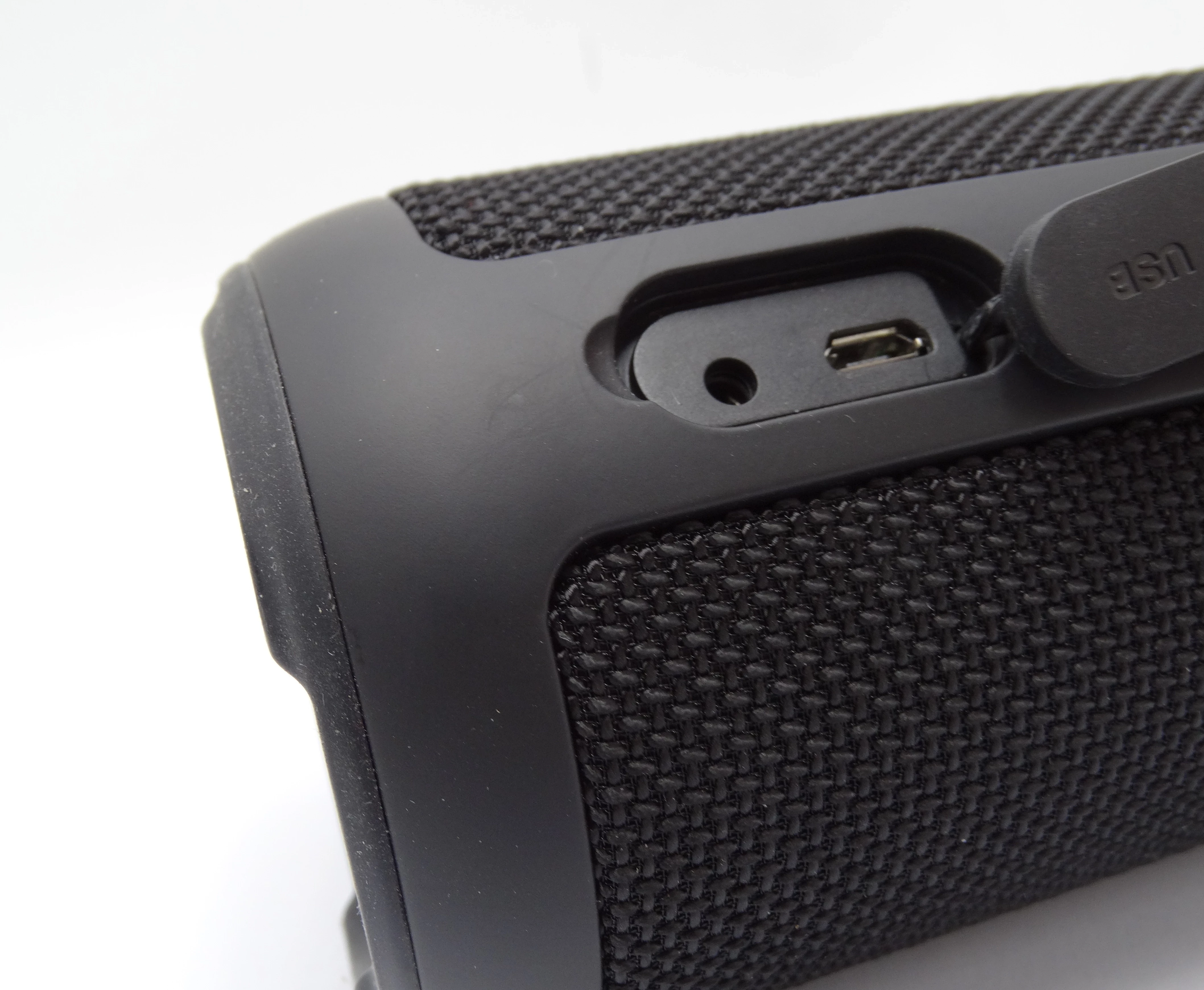 glosnik-tronsmart-element-t6-stan-11323-2