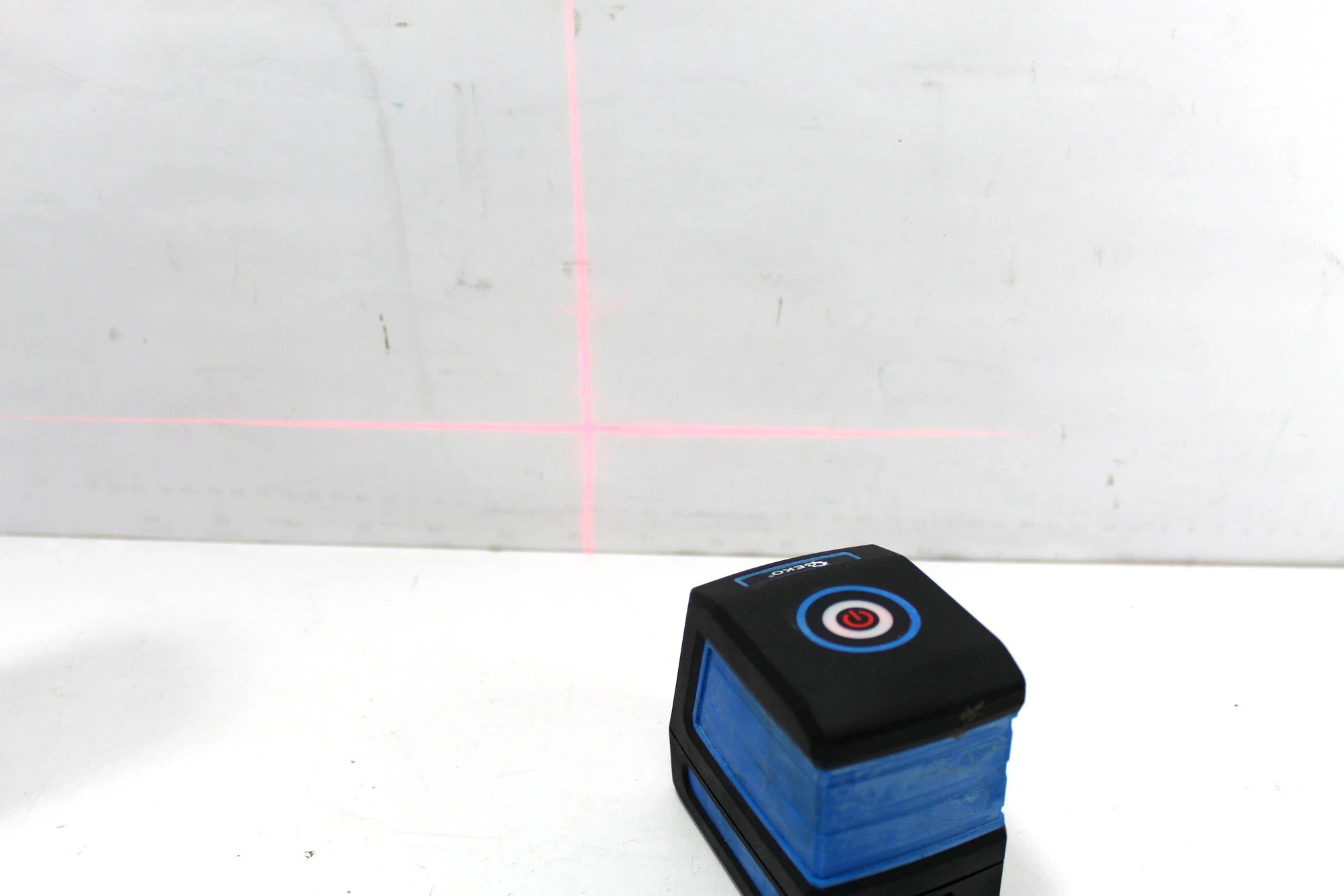 laser-krzyzowy-geko-g03303-pokrowiec-ean-gtin-5901477159763