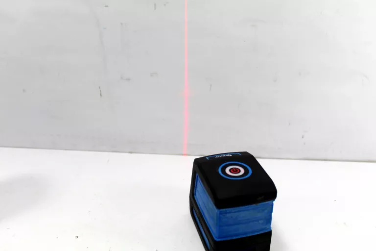 laser-krzyzowy-geko-g03303-pokrowiec-stan-11323-2