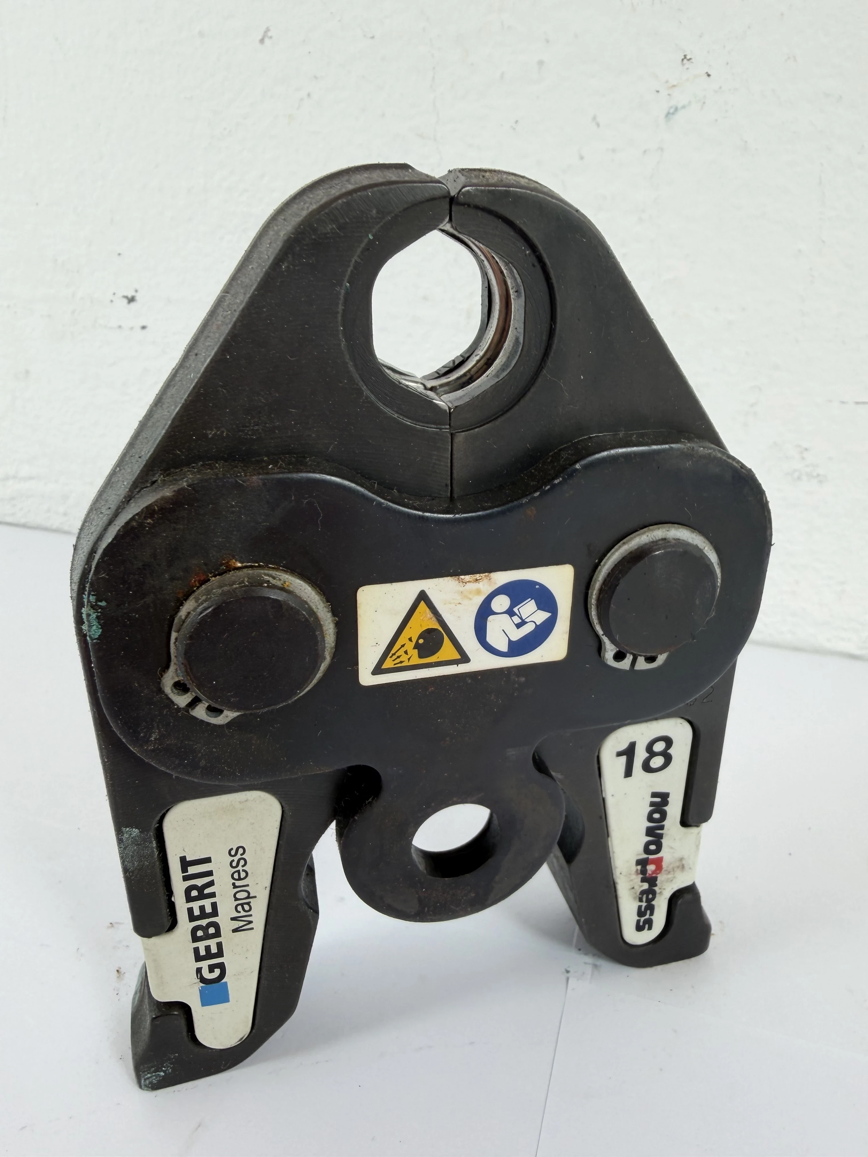 szceki-do-zaciskarki-rur-geberit-waliza-waga-05000