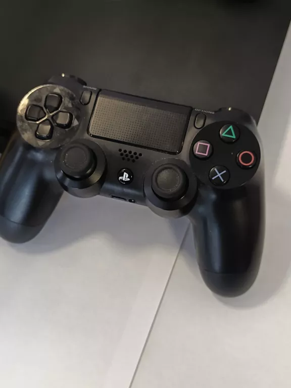 konsola-ps4-slim-dwa-pad-kable-ean-gtin-711719407577