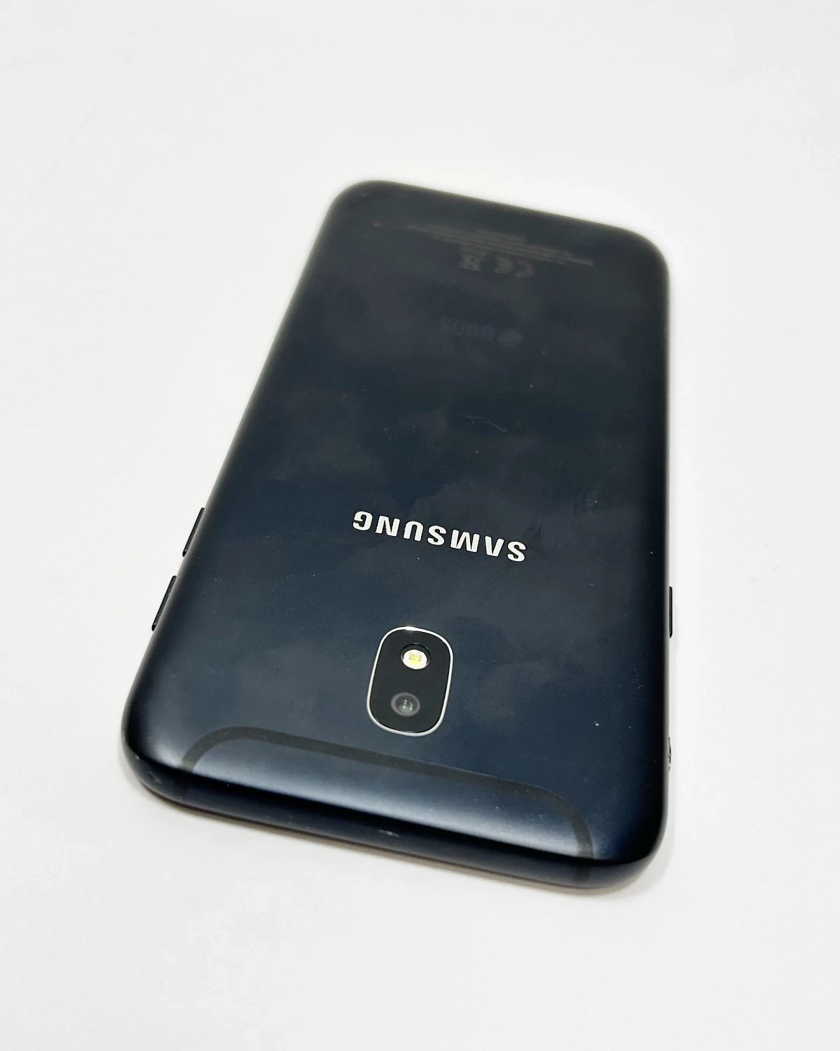 telefon-samsung-galaxy-j5-16gb2gb-ean-gtin-8806088766232