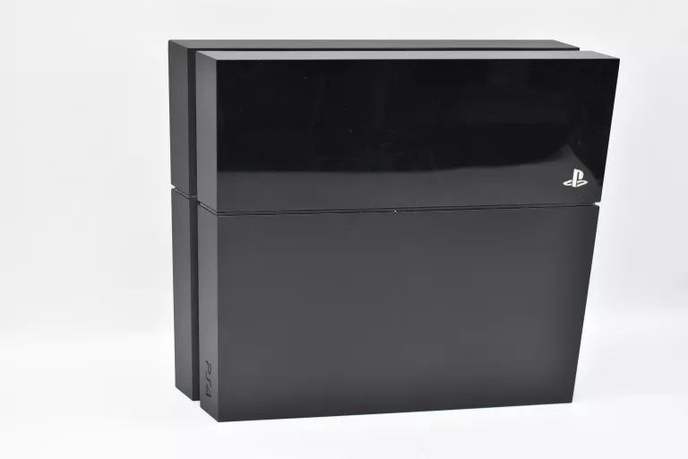 konsola-ps4-cuh-1004a-padkamerahdmizasilajacy-stan-11323-2