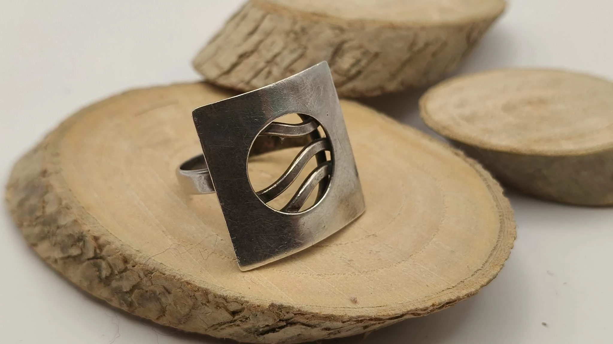 srebrny-pierscionek-588g-p-925-r-20-dworcowa-16-plock