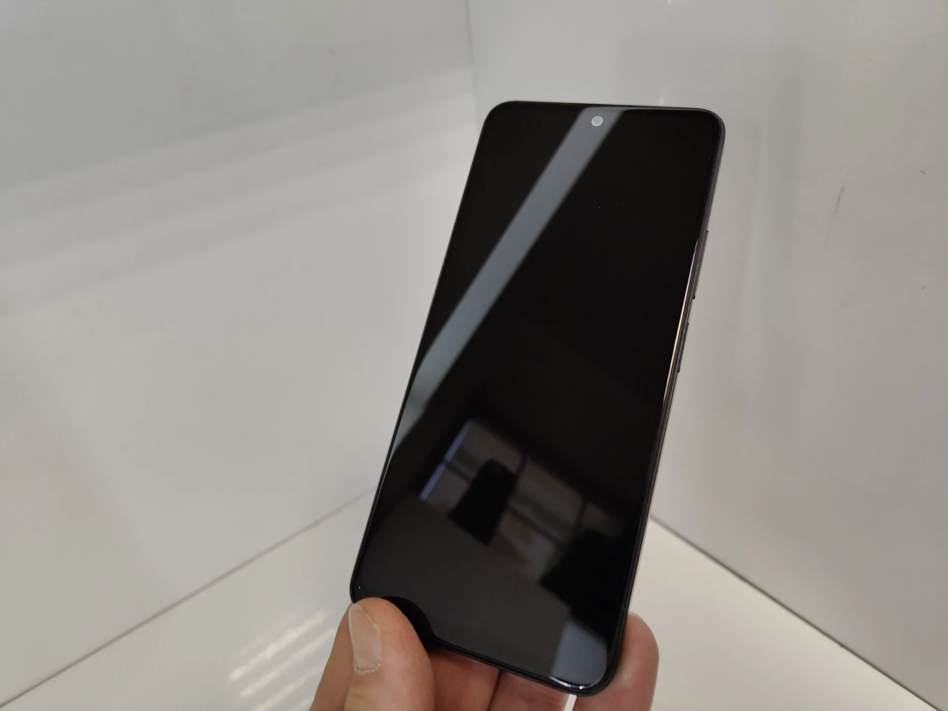 xiaomi-redmi-note-12-4128gb-przekatna-ekranu-660