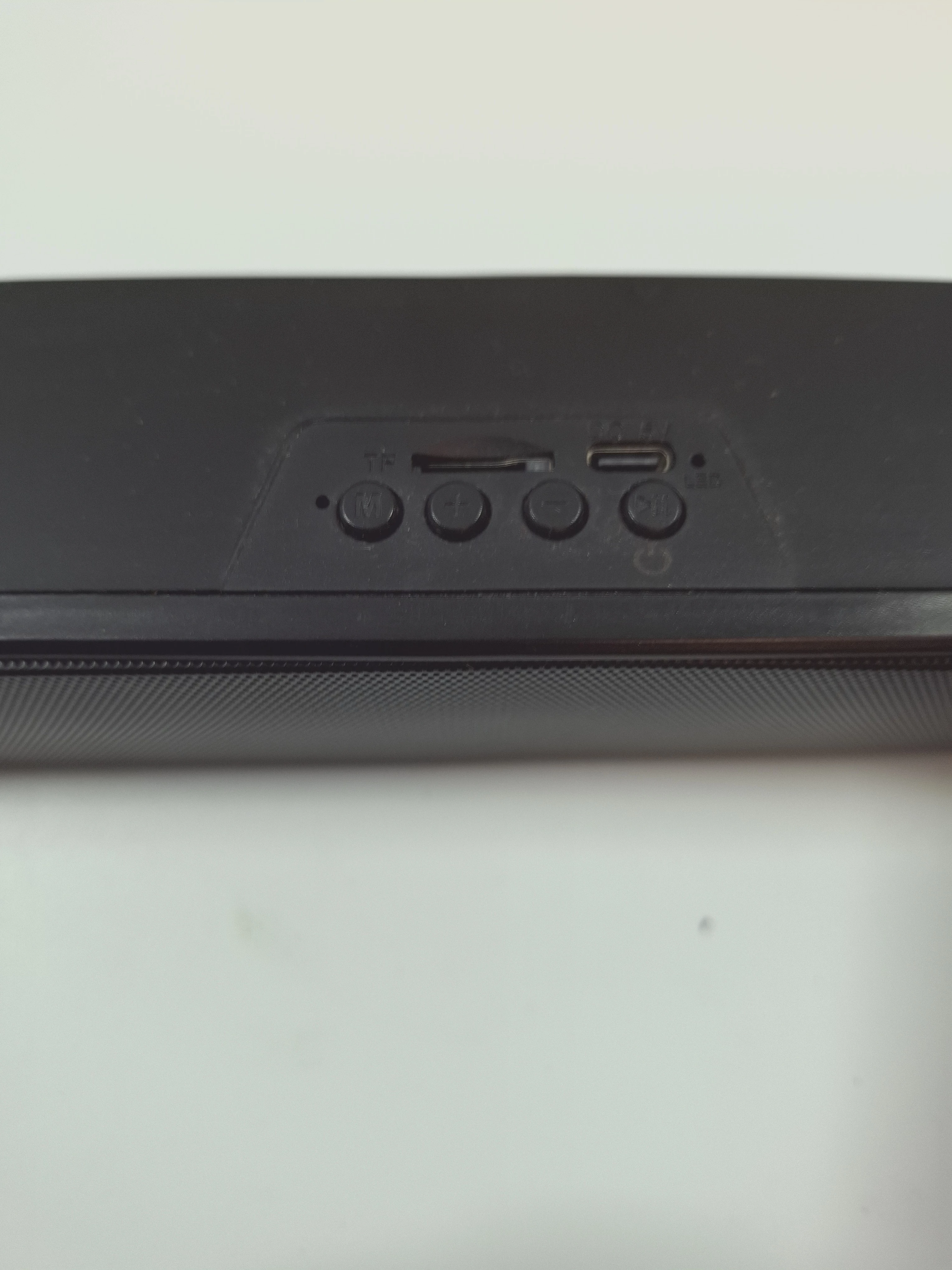 glosnik-przenosny-vido-st-a5-czarny-6-w-ean-gtin-7330572341960