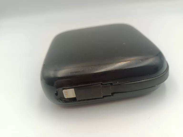 powerbank-10000-mah-czarny-stan-11323-2