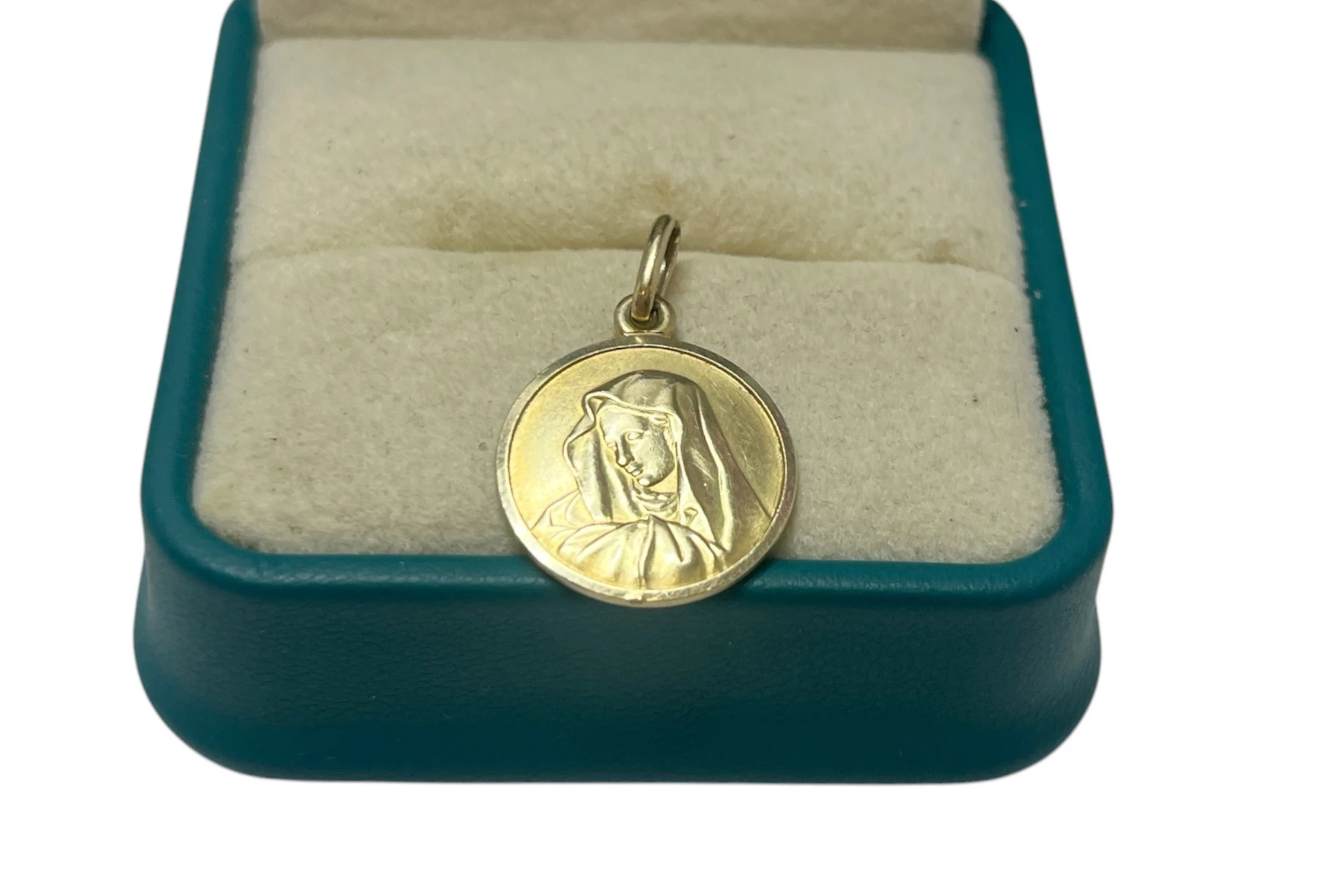 zloty-medalik-z-matka-boska-proba-333-205g-szer-16cm-typ-129254-2