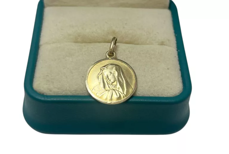 zloty-medalik-z-matka-boska-proba-333-205g-szer-16cm-typ-129254-2