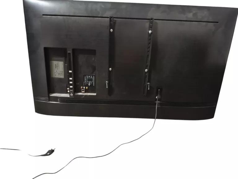 telewizor-qled-samsung-qe50q67tau-przekatna-ekranu-cale-5000