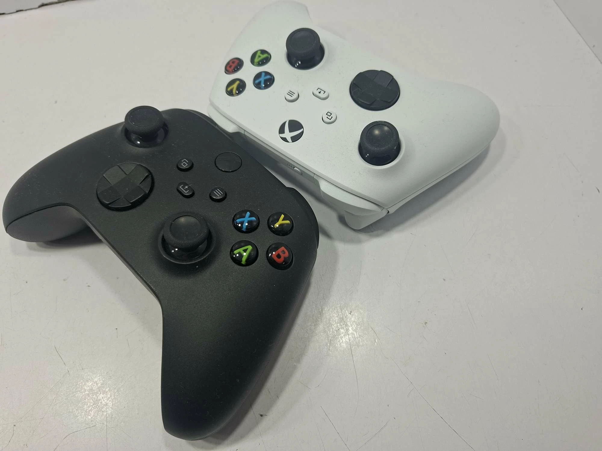 2-x-pad-xbox-ean-gtin-5701211666935