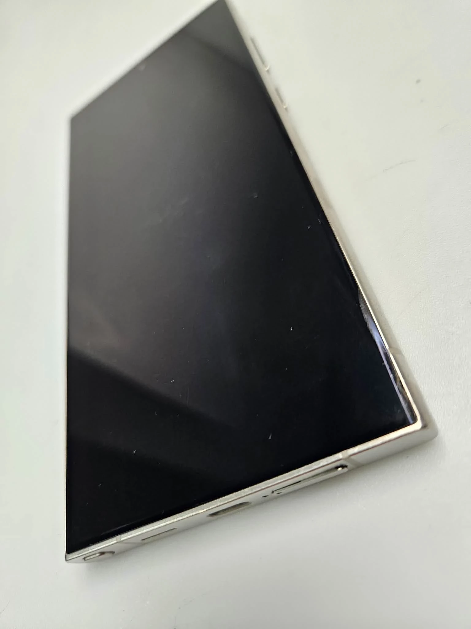 telefon-samsung-galaxy-s24-ultra-12512-gb-kod-producenta-sm-s928bzvheue