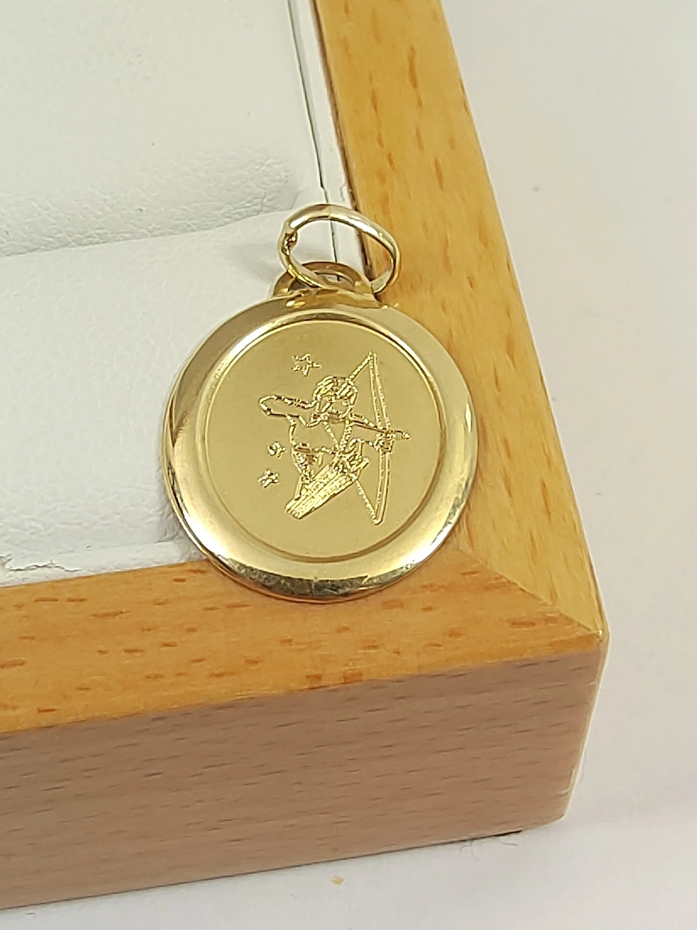 zlota-zawieszka-p585-092g-kurpinskiego-117-poznan-ska-x