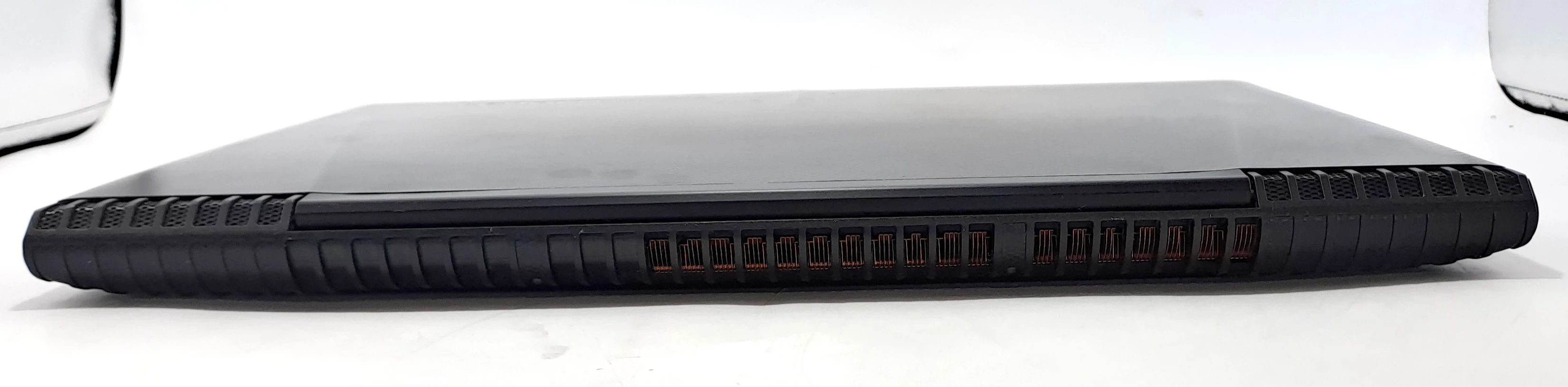 laptop-lenovo-legion-y520-i5-8gb-ssd-256gb-win-11-intel-gra-630-liczba-rdzeni-procesora-4329-3