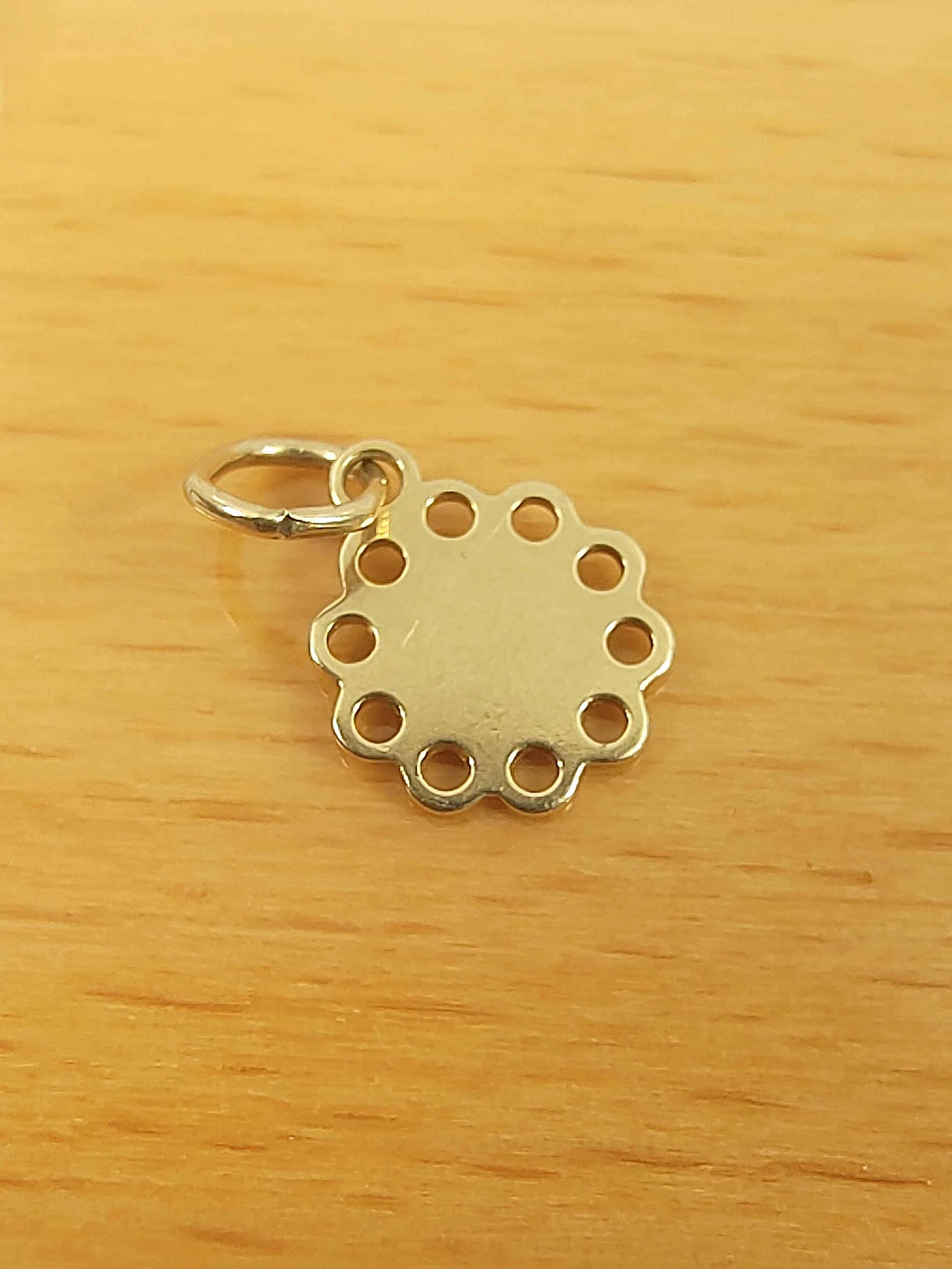 zlota-zawieszka-matka-boska-p585-049g-material-15835-2