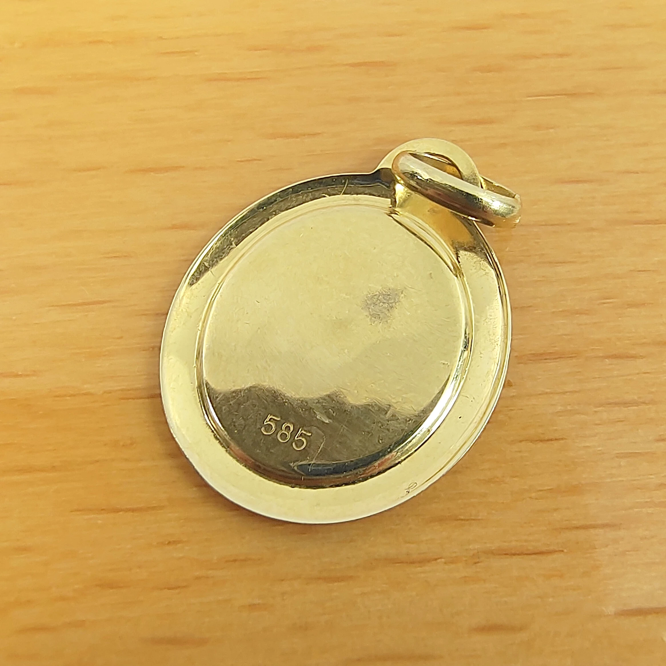 zlota-zawieszka-p585-092g-material-15835-2