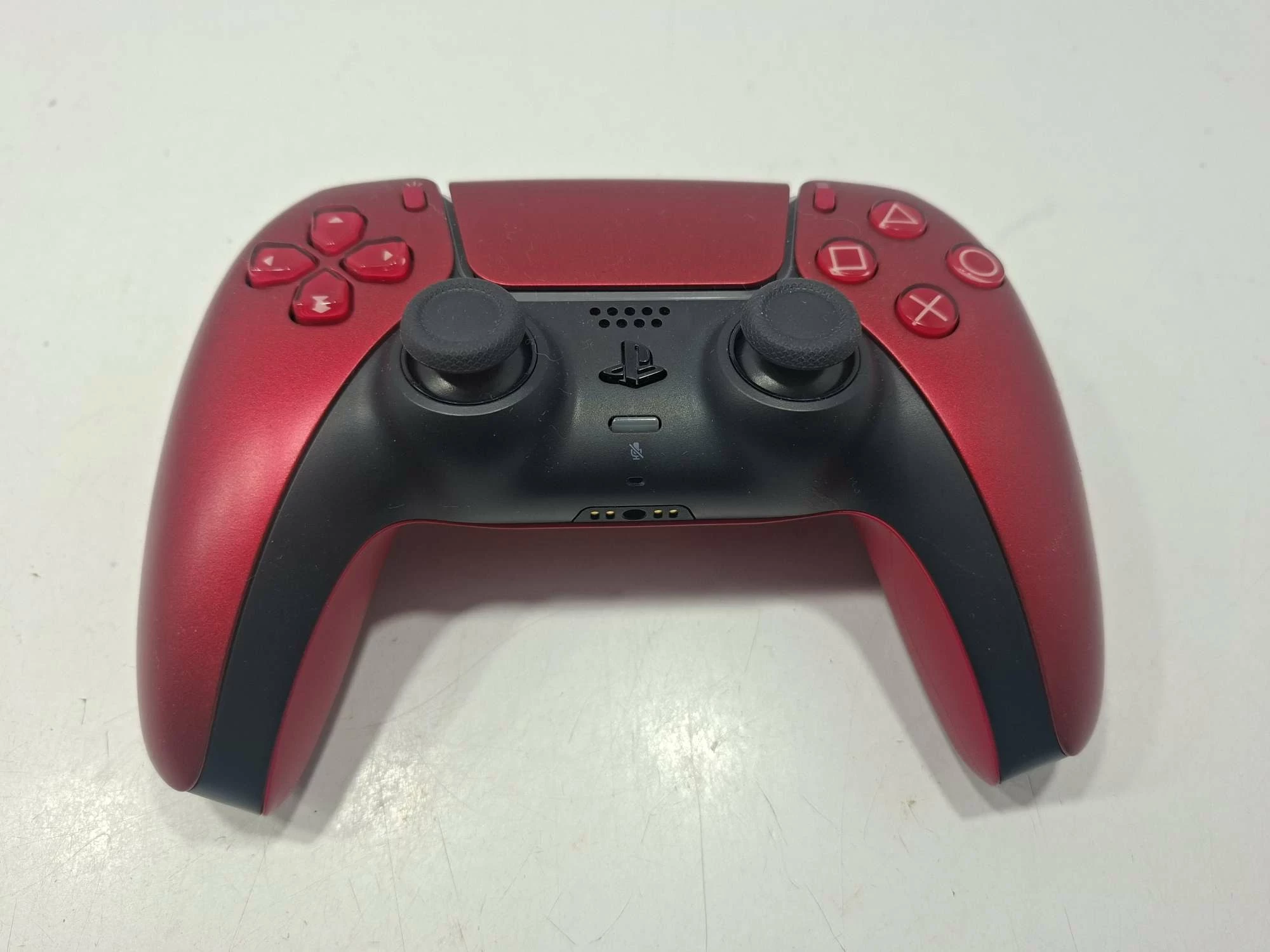 pad-do-sony-ps5-czerwonybordowy-bielska-45-plock