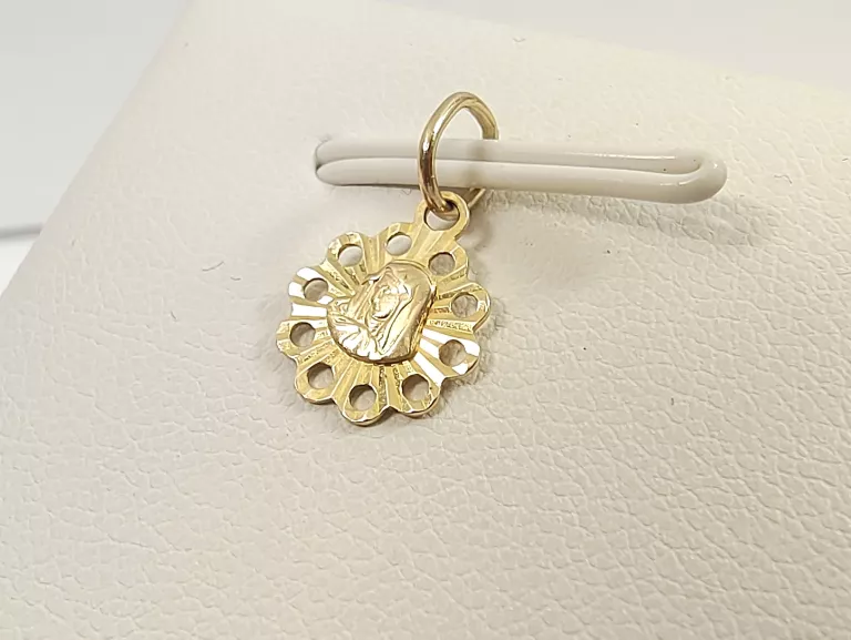 zlota-zawieszka-matka-boska-p585-049g-cechy-207006-4