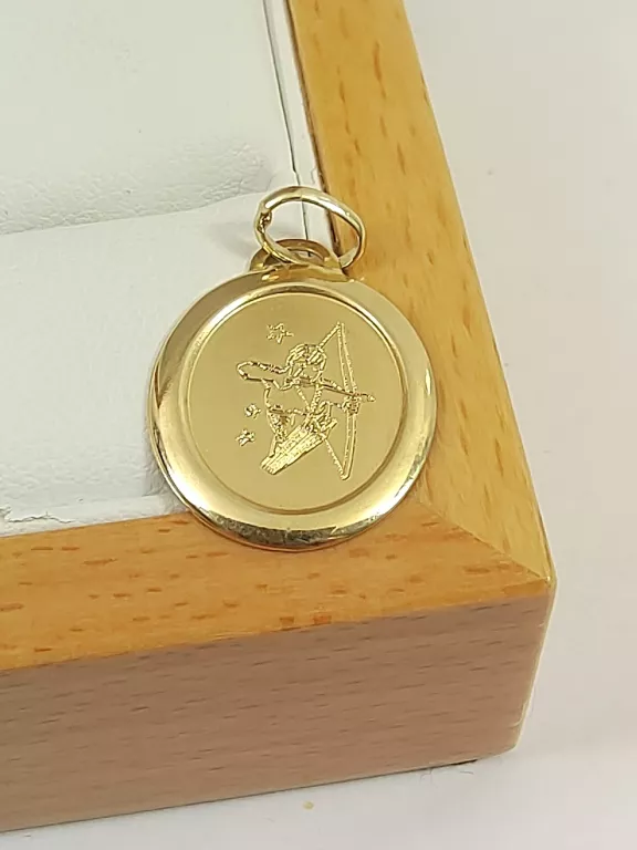 zlota-zawieszka-p585-092g-kurpinskiego-117-poznan-ska-x