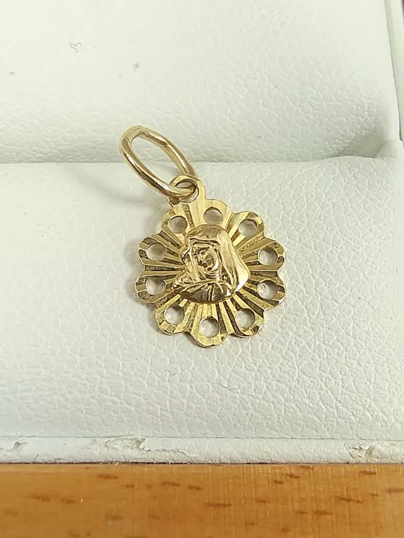 zlota-zawieszka-matka-boska-p585-049g-stan-11323-2