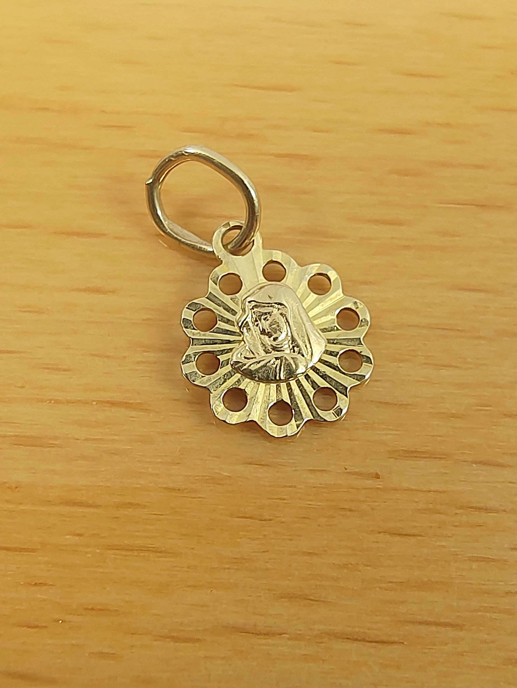 zlota-zawieszka-matka-boska-p585-049g-rodzaj-2205-2