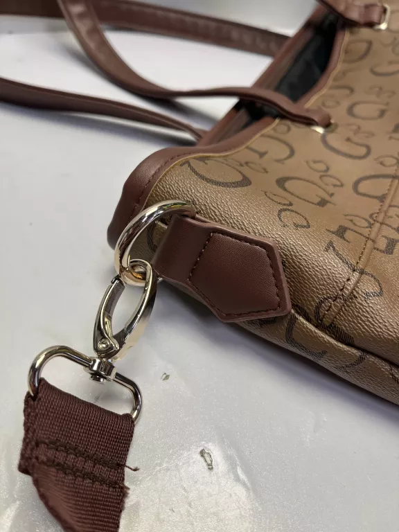 torba-guess-duza-kolor-249512-1647413