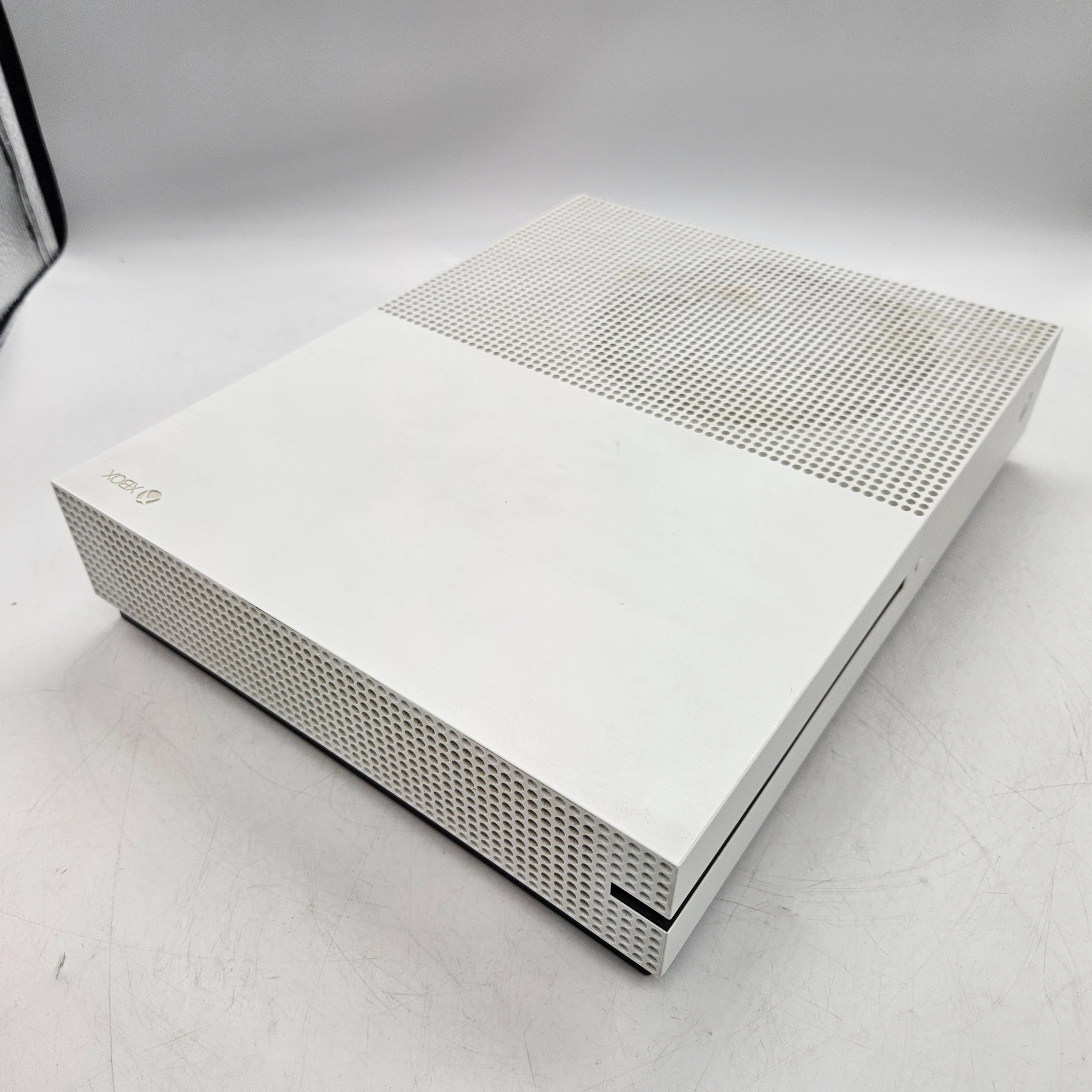 konsola-xbox-one-s-1tb-wersja-konsoli-130591-2