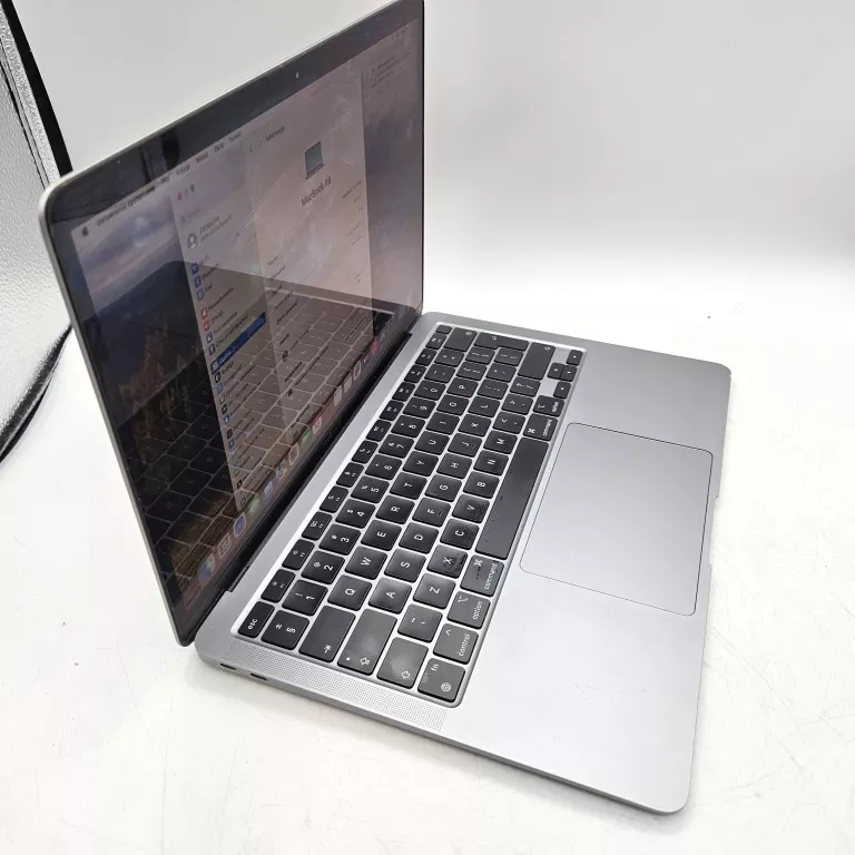 laptop-macbook-air-13-a2337-retina-13-m1-8gb-512-gb-przekatna-ekranu-1330