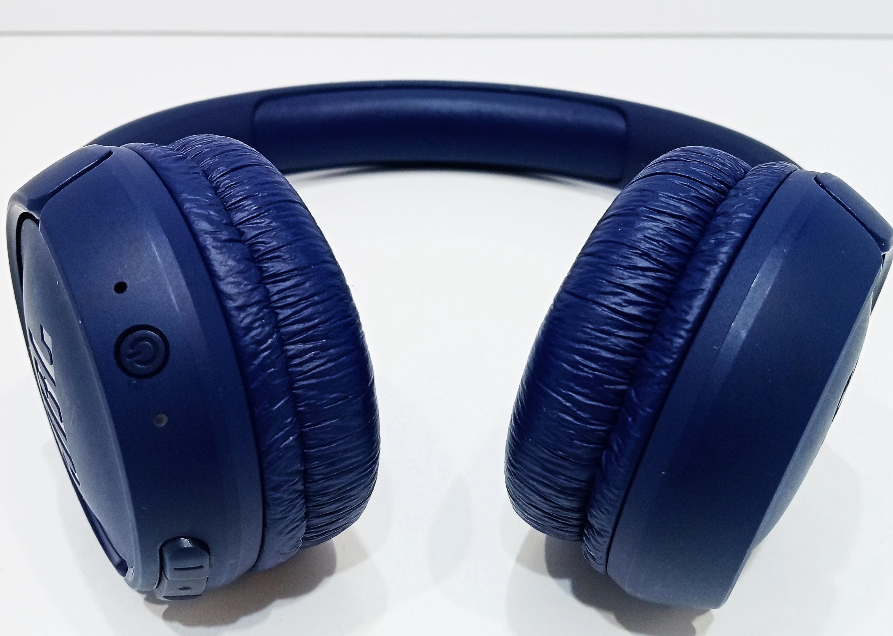 sluchawki-nauszne-jbl-tune510bt-stan-11323-2