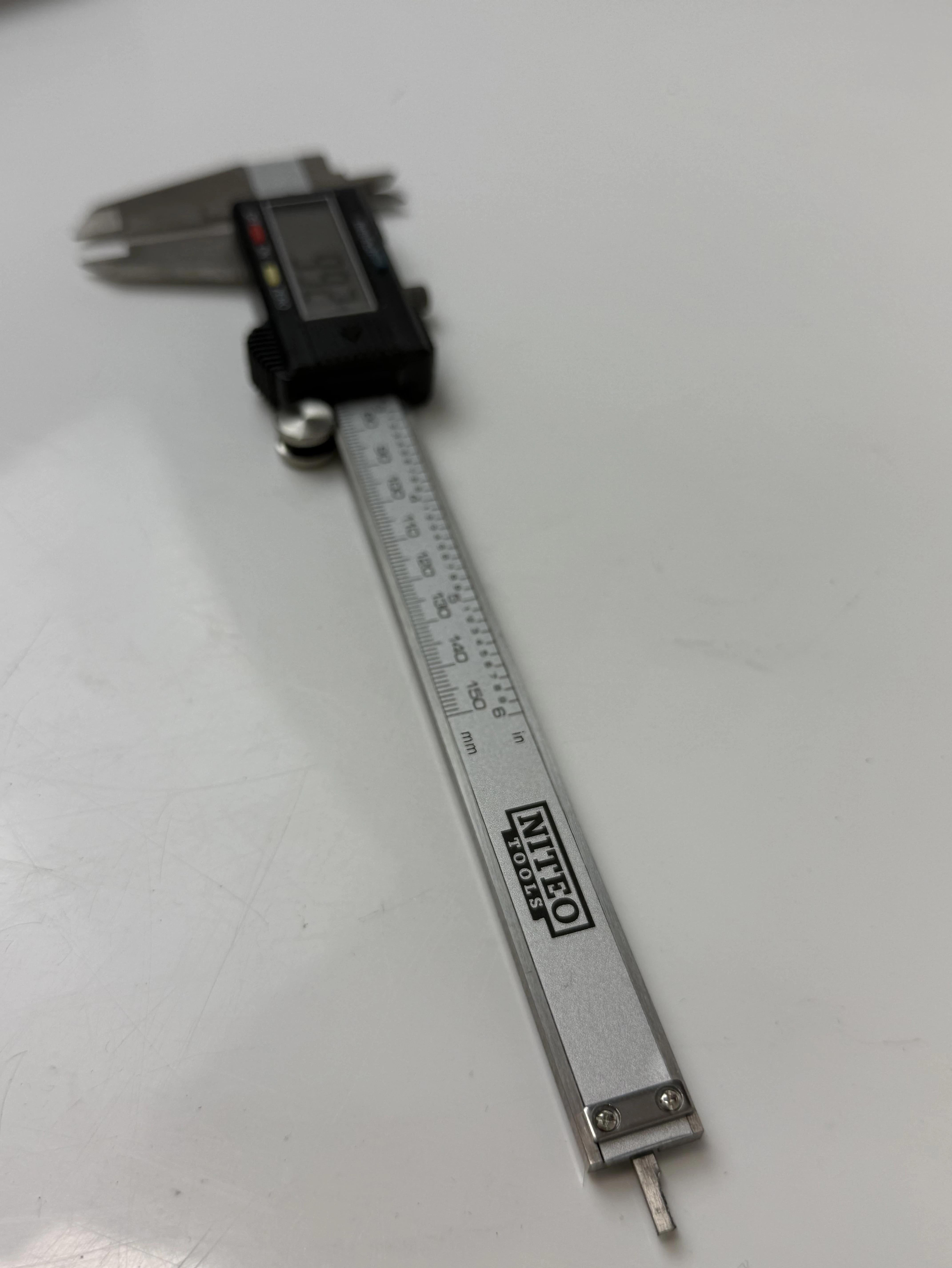 niteo-tools-suwmiarka-elektroniczna-stan-11323-2