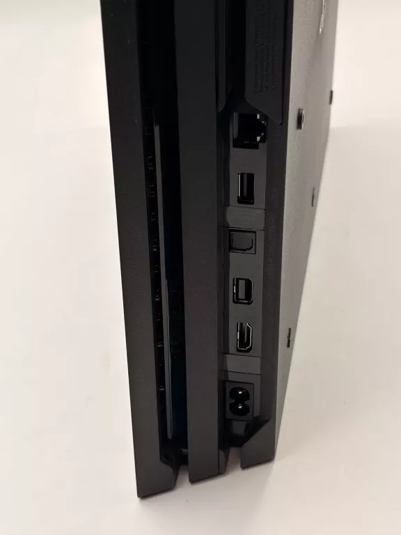 konsola-sony-playstation-4-pro-ps4-pro-cuh-7216b-1tb-wersja-130590-3