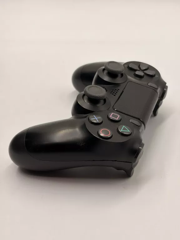 konsola-sony-playstation-4-pro-ps4-pro-cuh-7216b-1tb-kolor-249512-1647413