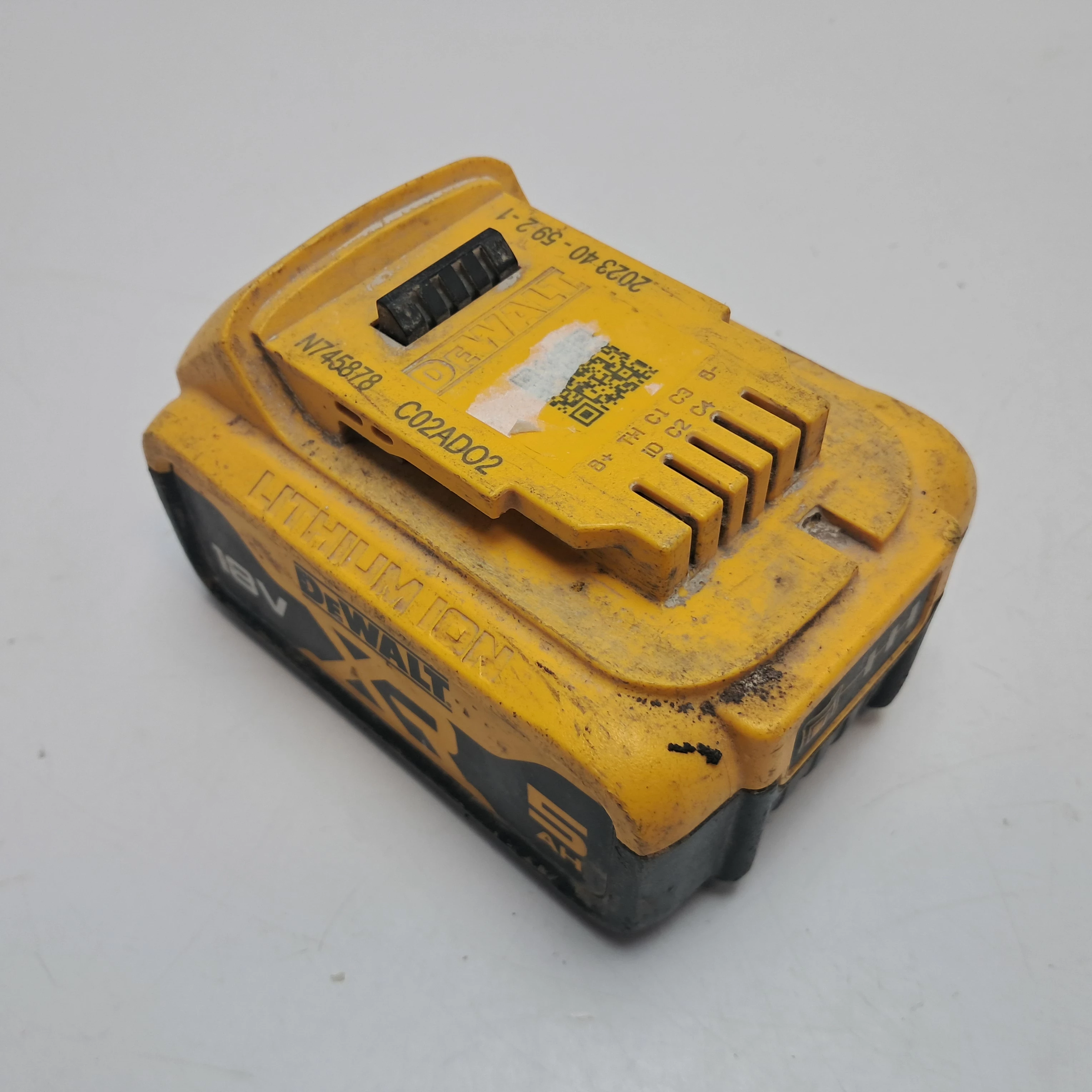 akumulator-dewalt-50-2023-stan-11323-2