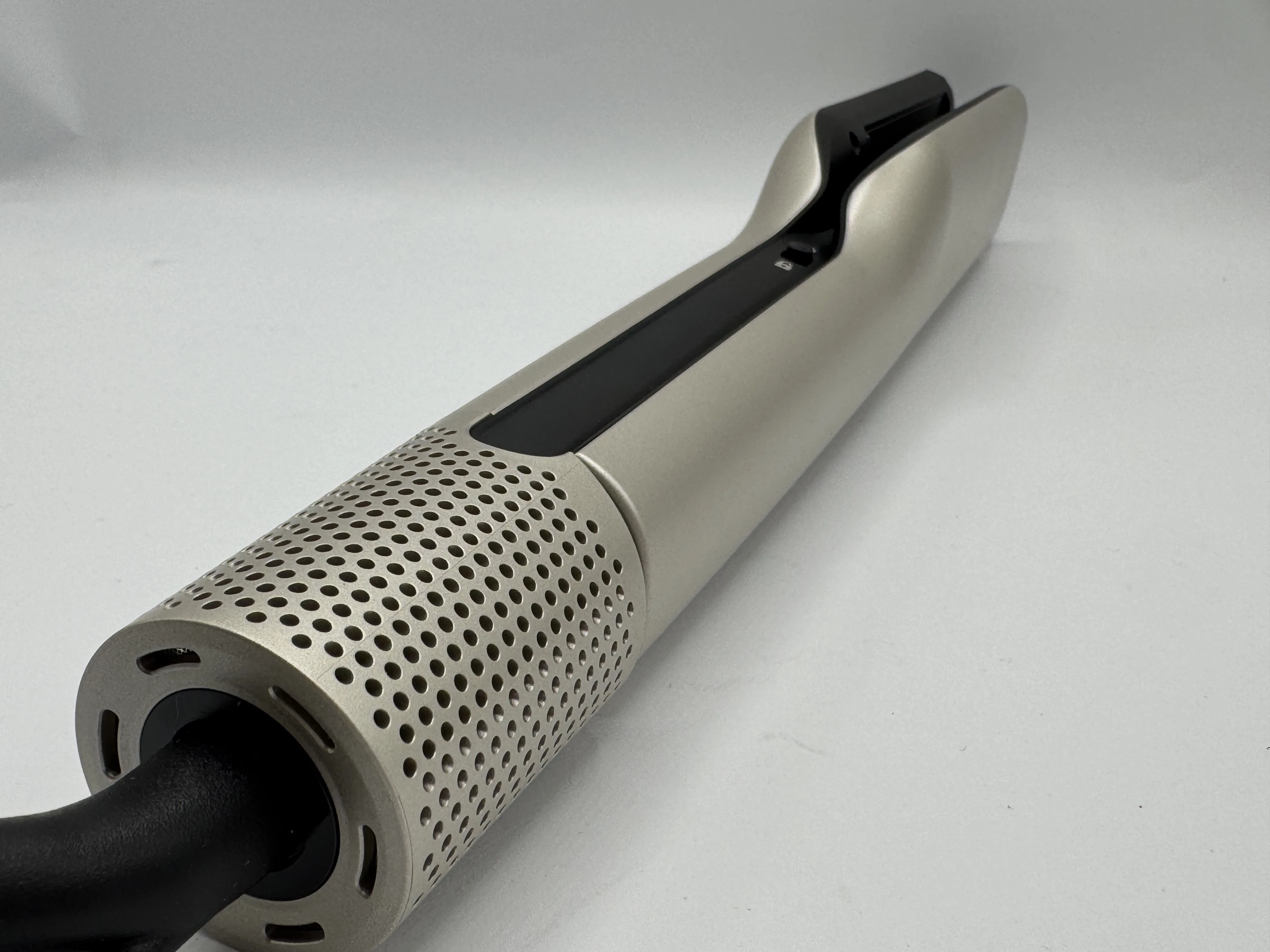 cien-aeroprostownica-do-wlosow-z-jonizacja-615-w-cbhb-615-a1-stan-11323-2