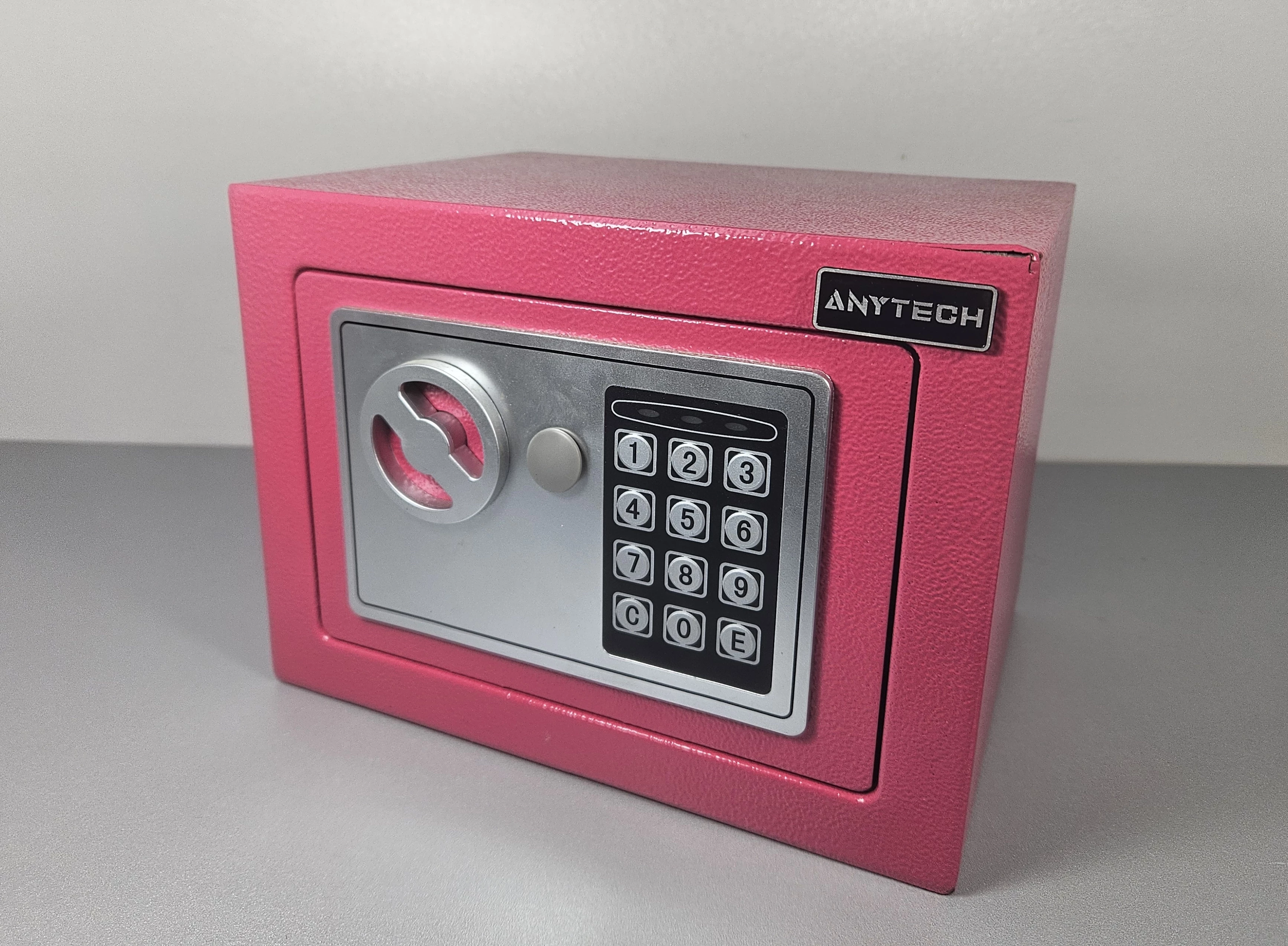 sejf-kasetka-na-zamek-elektroniczny-cyfrowy-szyfr-klucz-rozowy-ean-gtin-5904310265287